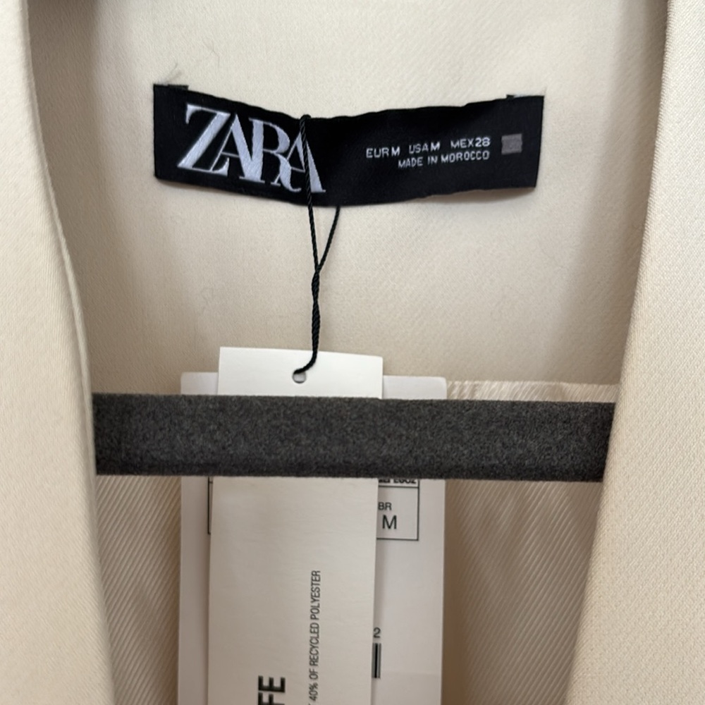 Zara cream colored fitted suit jacket NWT - Picture 2 of 5